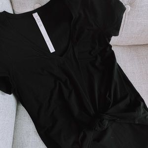 Lululemon Tie-front black shirt
